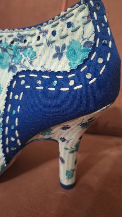 Pantofelki Irregular choice