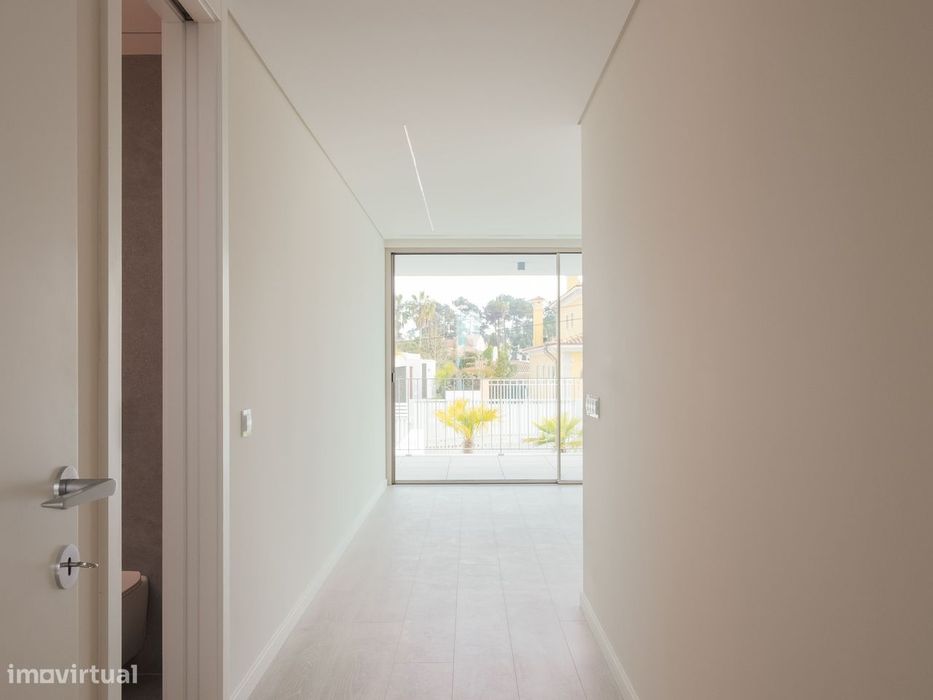 Moradia T5 de Luxo na Verdizela