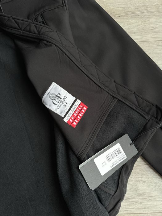 Софтшел C. P. Company (куртка Gore-Tex)