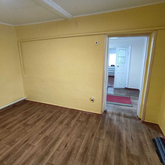 Продаю дім, зроблений ремонт, присутні всі зручності.