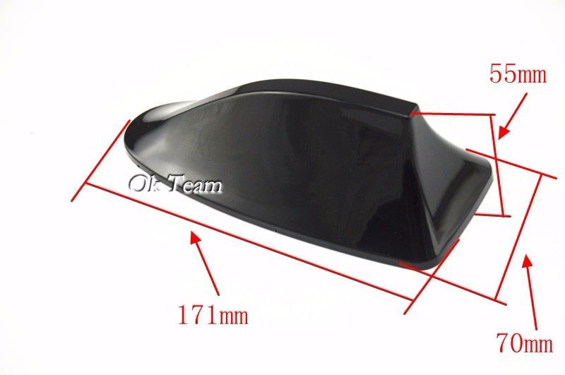 Antenas de Rádio de Barbatana de Tubarão em preto