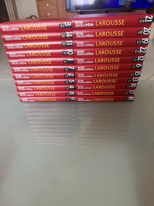 Enciclopédia Larousse