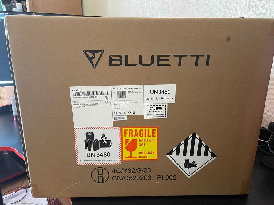 Мощная зарядная   станция BLUETTI EB-240