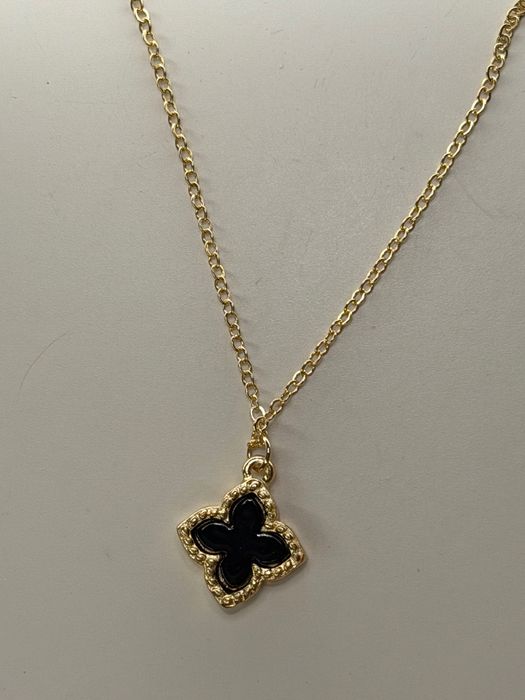 Vendo cordão feminino