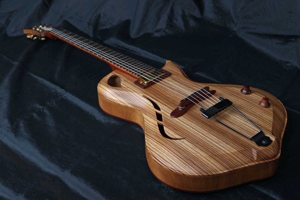 Guitarra archtop