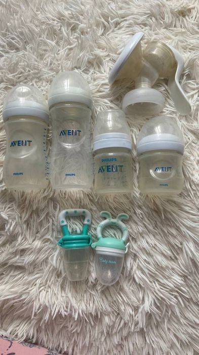 Набір пляшечок та аксесуарів Philips AVENT