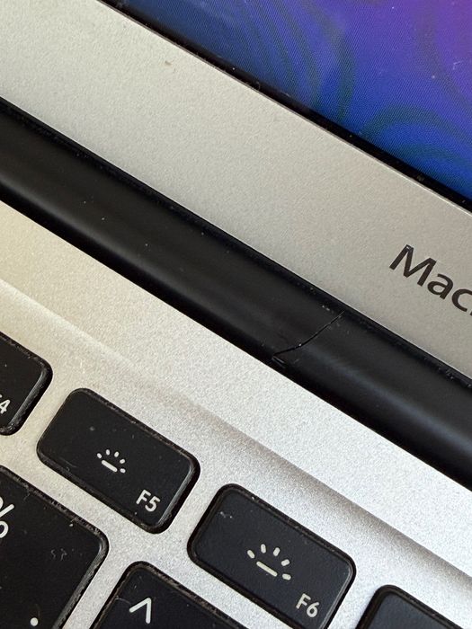 MacBook Air 13” (Early 2014)