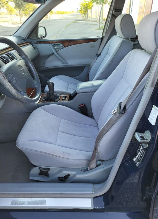 Mercedes-Benz E220 CDi Elegance W210 143cv