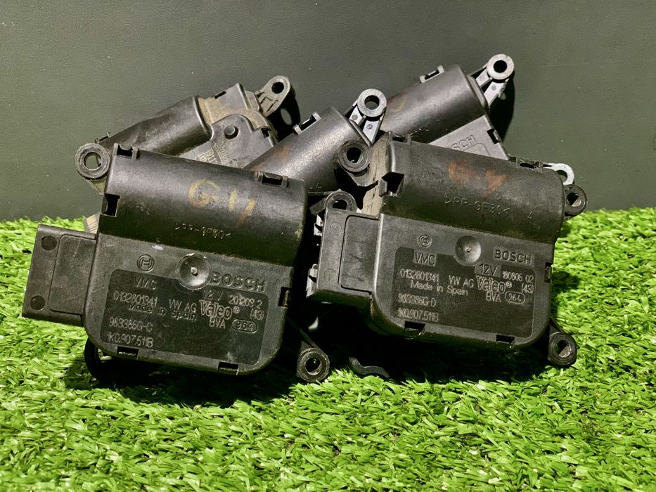 Заслонка моторчик пічки привод печки сервопривод Golf 4 Touran Audi VW