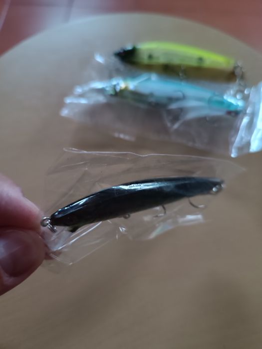 Vendo amostras de pesca spinning