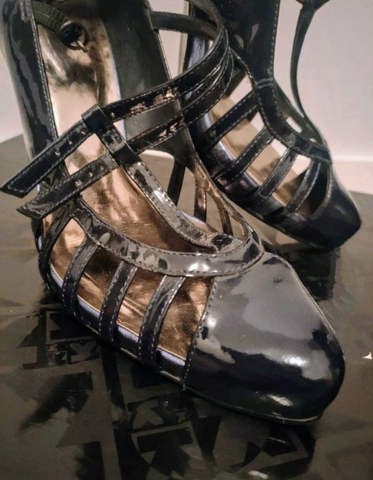 Faith- świetne czółenka - 40