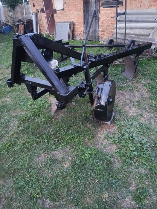 Продам плуг плн 3,35