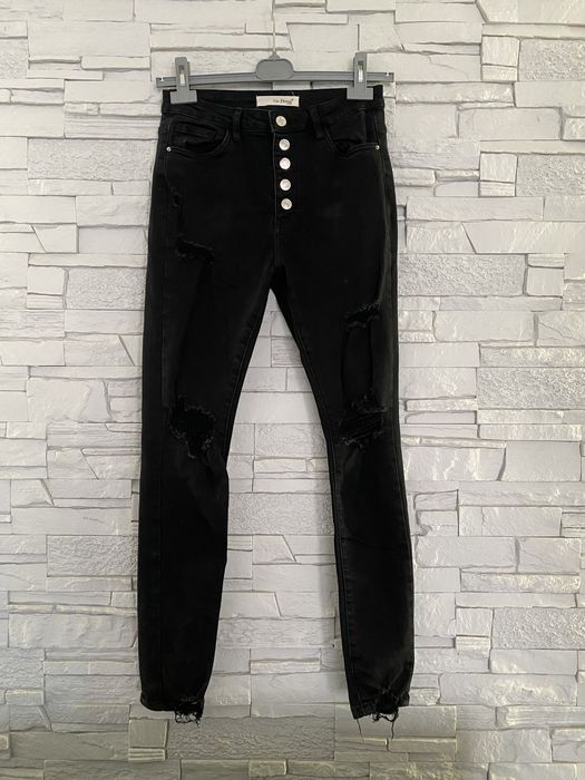 Czarne jeansy z dziurami Re-dress M L rurki