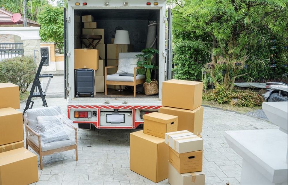 Moving and Cleaning Services492194466094141440