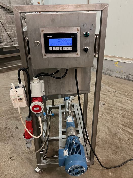 Pompa z wagą do płynów