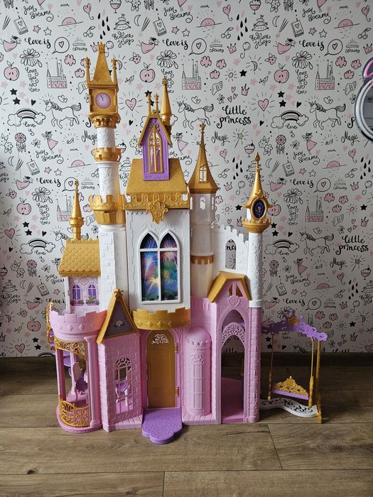 Domek dla lalek zamek księżniczek Disney