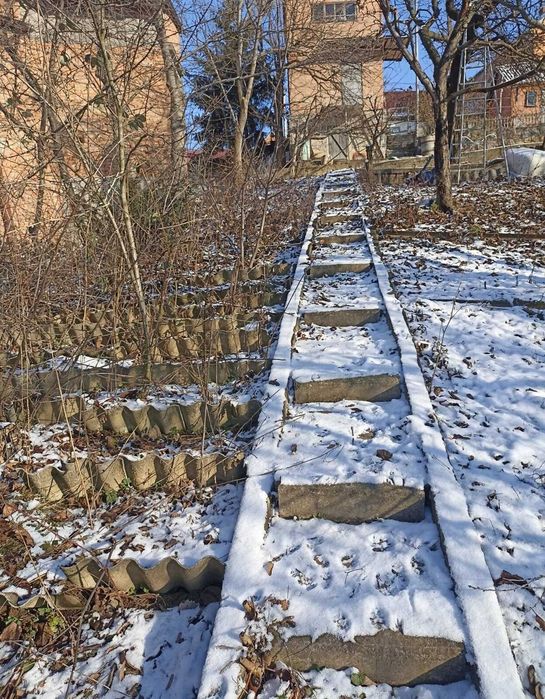 Продаж 1 поверхового будинку на Старому місті