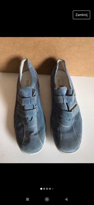 Niebieskie zamszowe buty  43