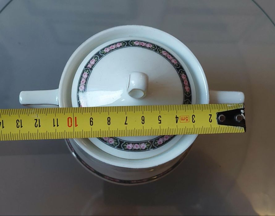 Antyk. Cukiernica porcelanowa duża.