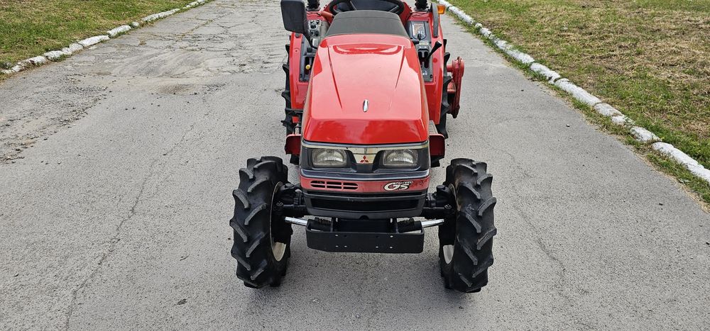 Mitsubishi MT 200 Трактор Мінітрактор