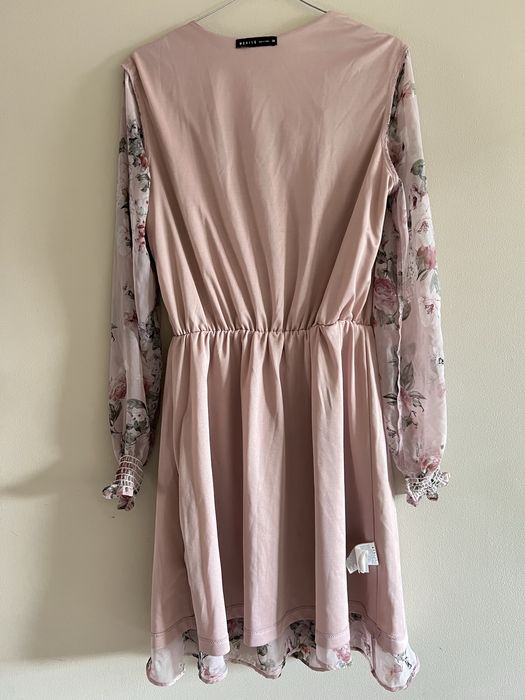 Elegancka sukienka w kwiaty r. 38 Mohito