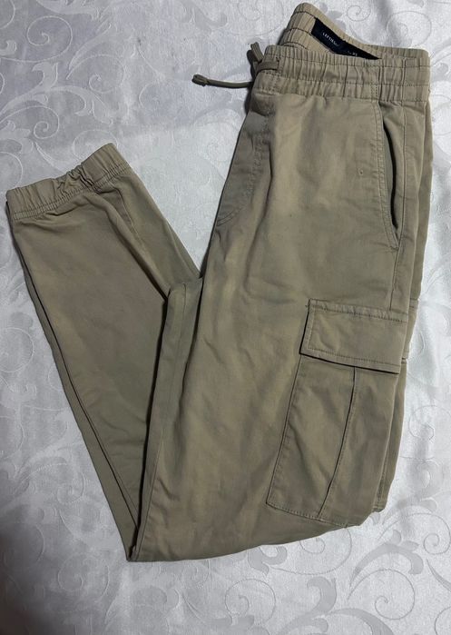 Calça cargo muito bom estado