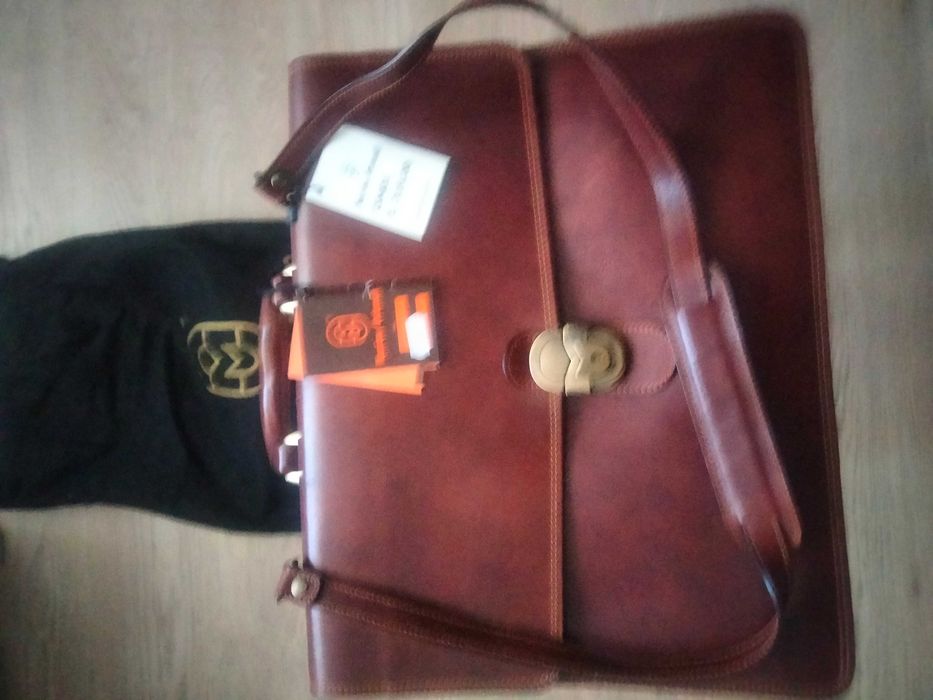 Портфель шкіряний , новий