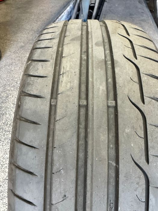 Pneu para jante 19 DUNLOP 225/40/19
