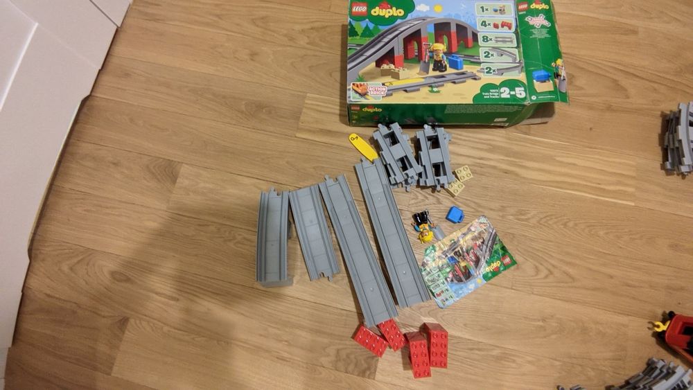 3 zestawy LEGO Duplo kolejka wiadukt i dodatkowe tory