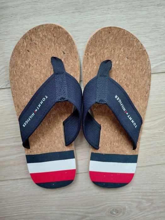 Чоловічі вʼєтнамки Tommy Hilfiger