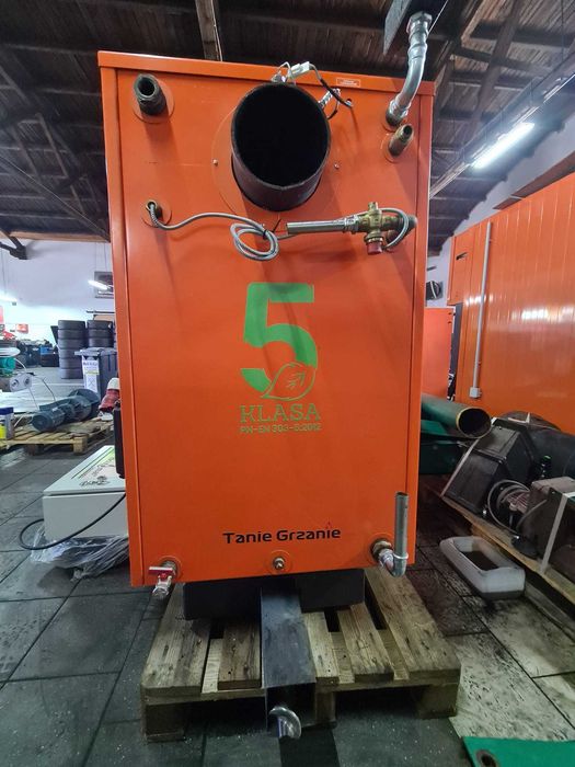 Heizomat 50kw Piec na Trociny  Zrębki Owies Pestka Wióra inne Biomasy