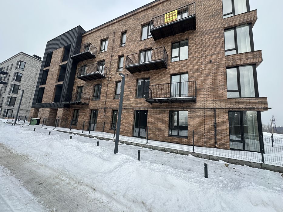 Продам 2 км ЖК «Долішній» площа 65м2