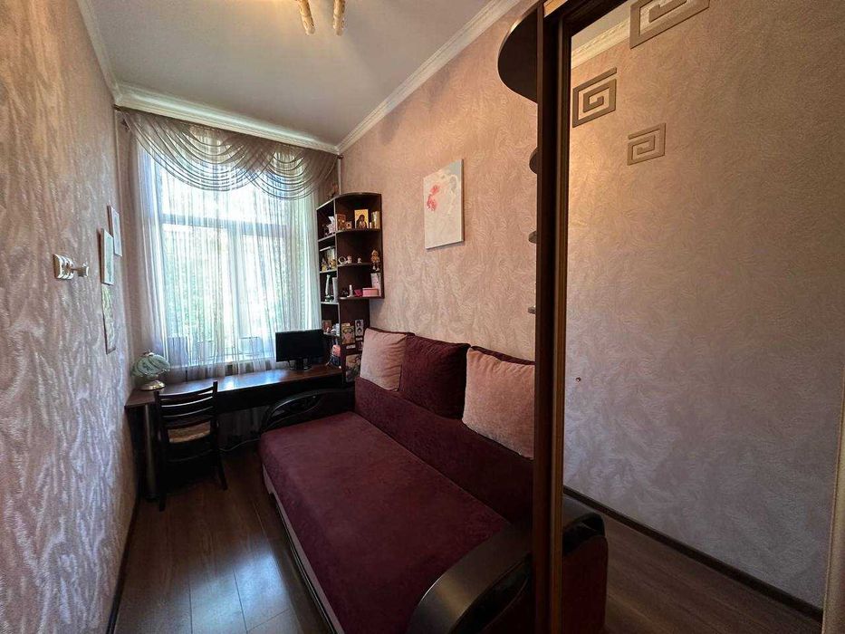 Продаж 4 кімнатної квартири вул. Велика Васильківська Метро Площа Українських Героїв