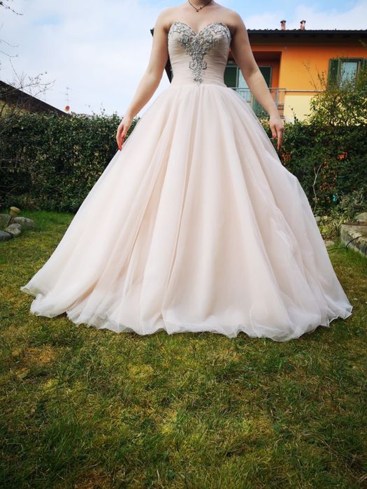 Весільна сукня дизайнерська