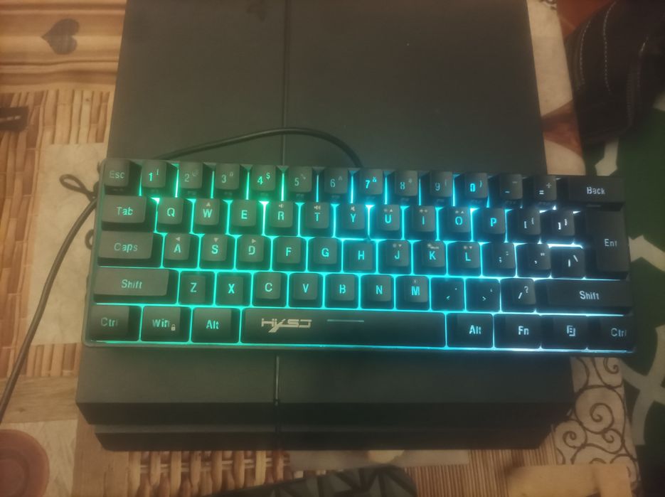 PS4 + Minecraft +grand turismo