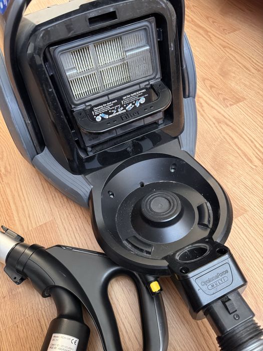 Пылесос Samsung VW9000 Motion Sync + коробка