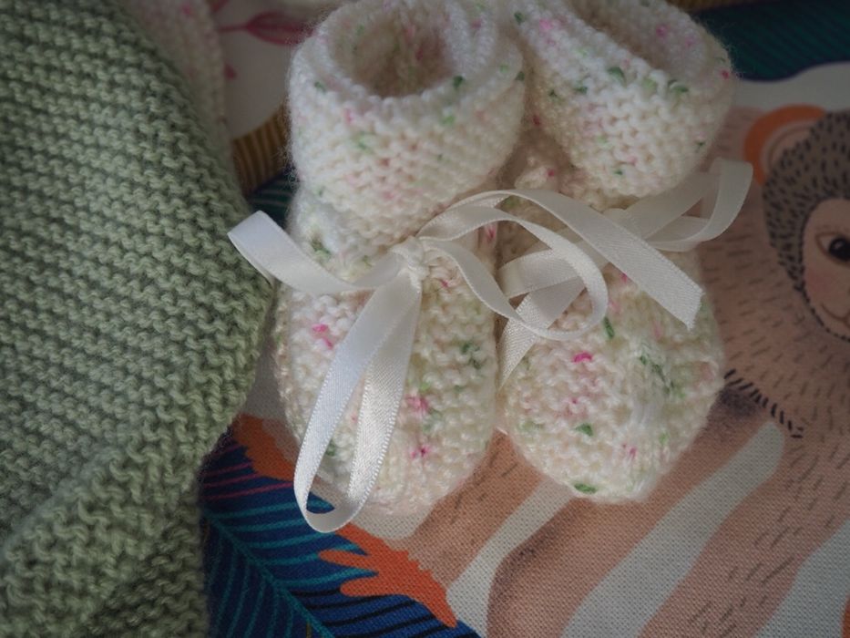 Conjuntos de tricot para bebé