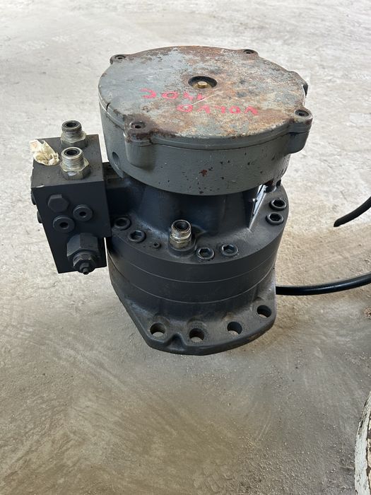 Reduktor obrotu MSE11 Poclain do koparki Volvo EW140C