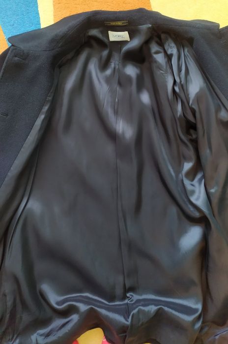 Жіноче пальто, Італія