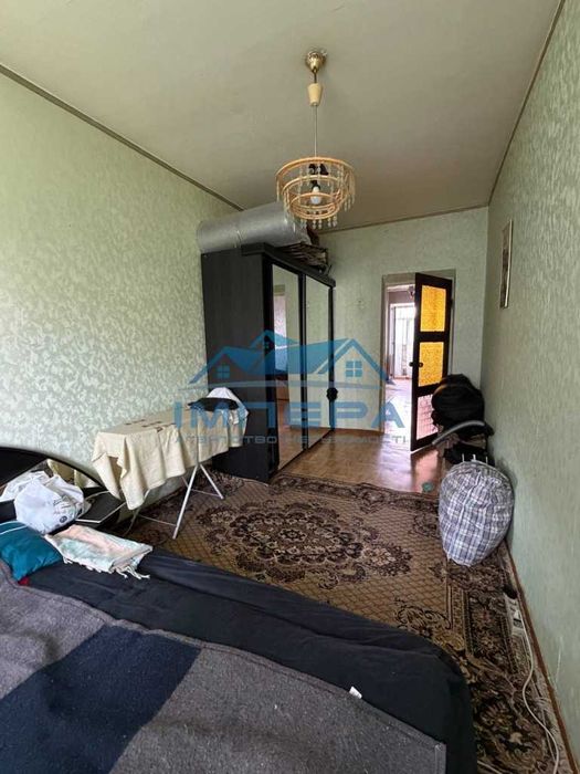 Продам 2-кімнатну квартиру в центральній частині міста.