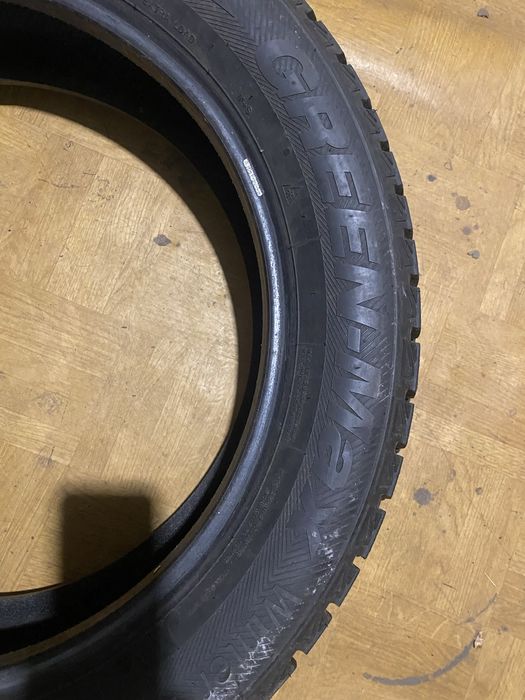 Opony Zimowe 235/55R20