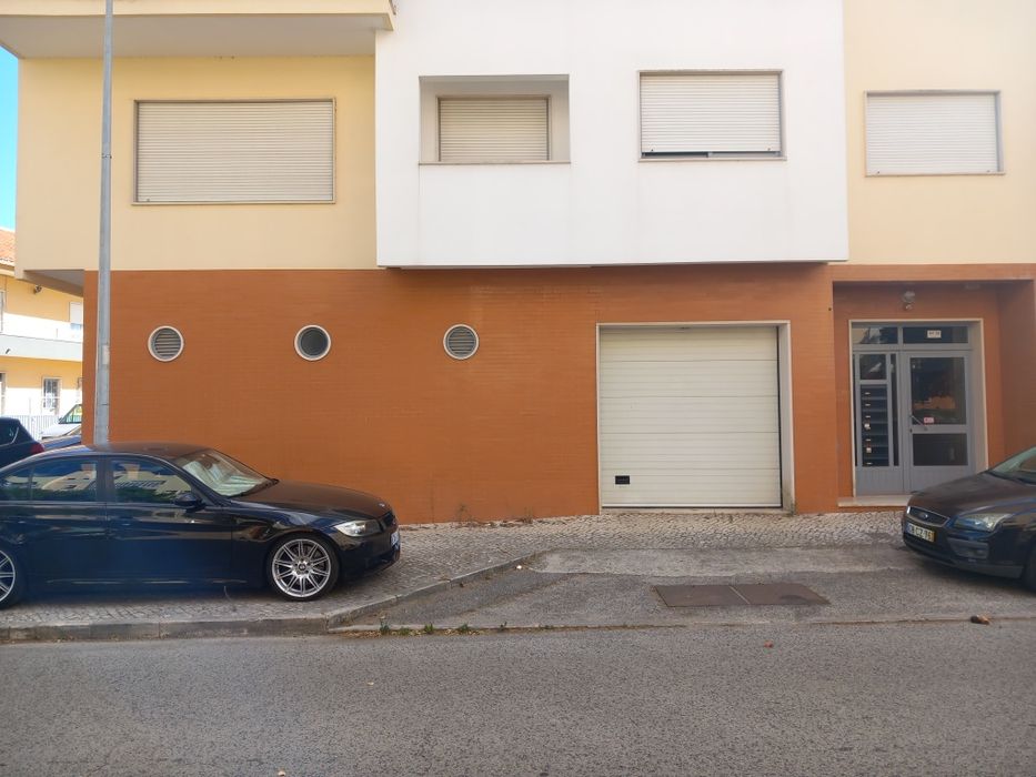 Alugo apartamento T3 bobadela
