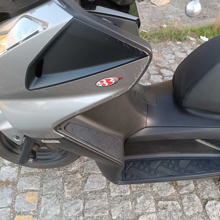 Kymco Downtown 125i