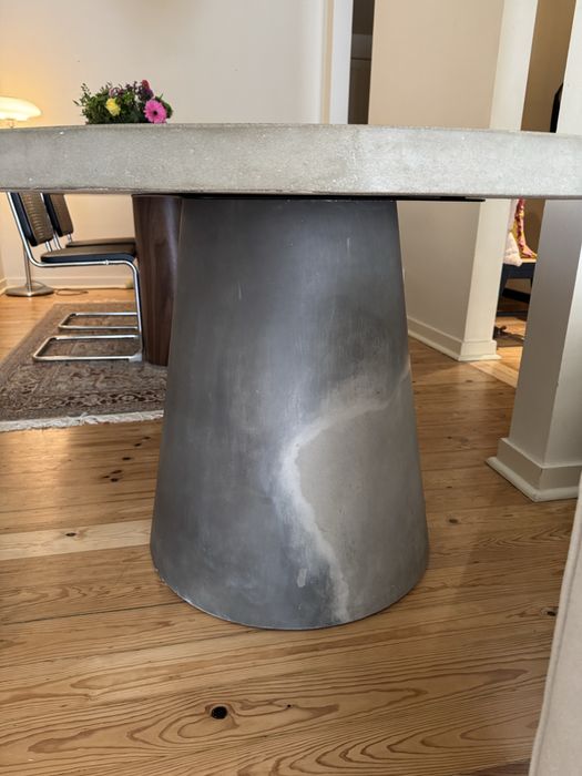 Mesa de cimento Maison du Monde