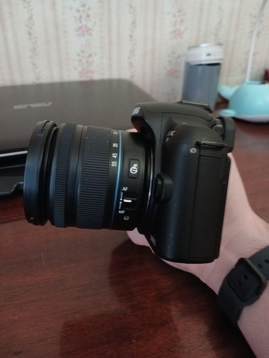 Фотоапарат Samsung NX-11