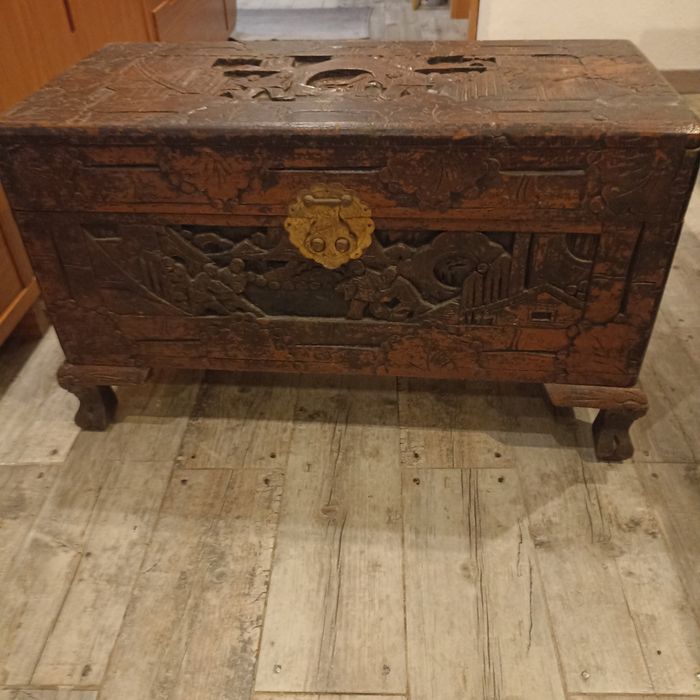 Baú chinês de cânfora