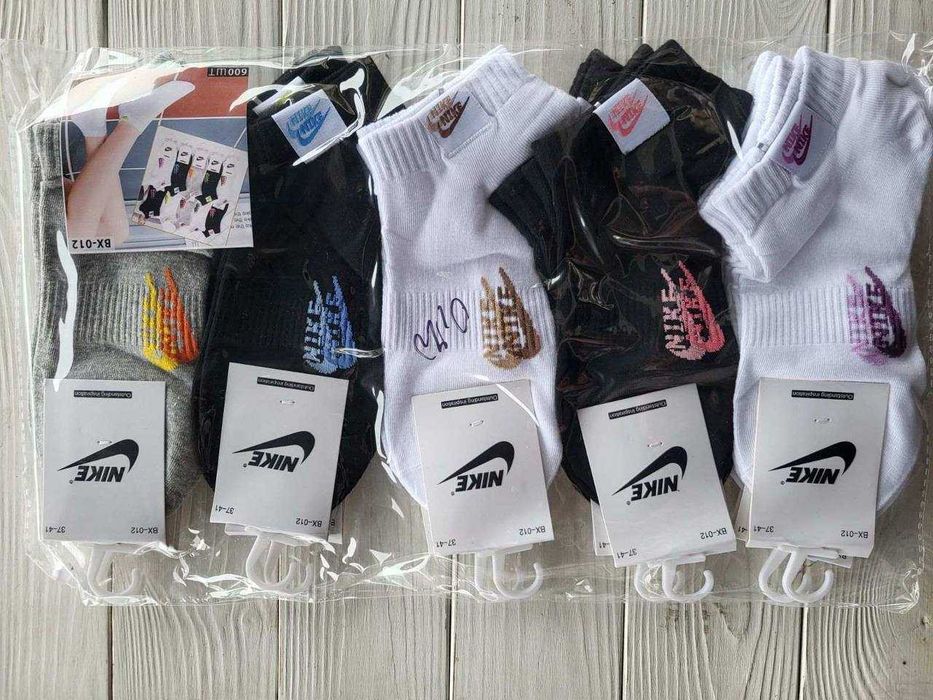 Шкарпетки гуртом жіночі/чоловічі