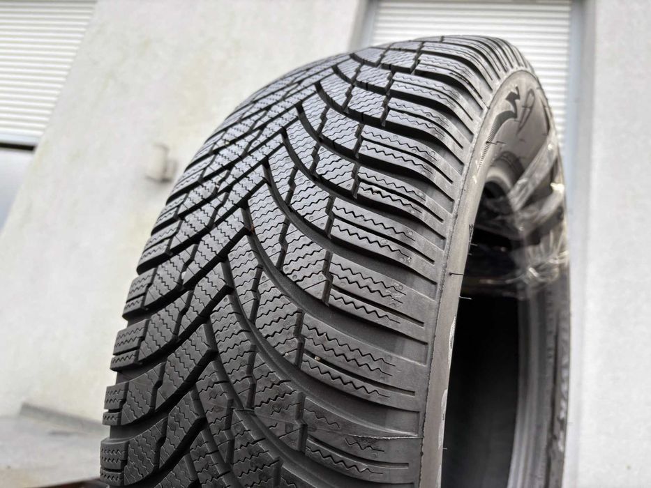 x2 zimowe 215/60R16 Firestone 8,6mm 100% bieżnika 2023r bdb stan Z8012