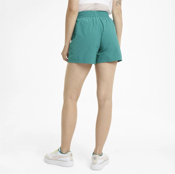 Женские шорты puma