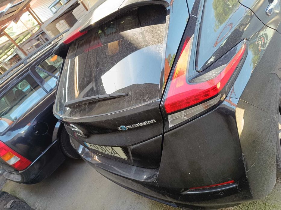Automovel Nissan LEAF